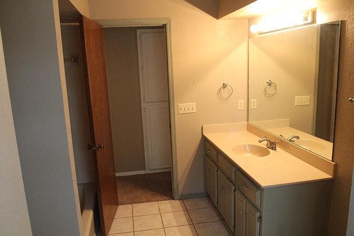 Upstairs Bath