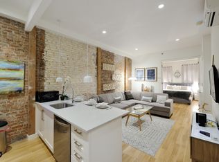 350 W 46th St #3, New York, NY 10036