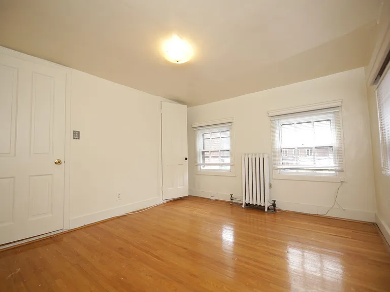 808 Cathedral St — Photo 18