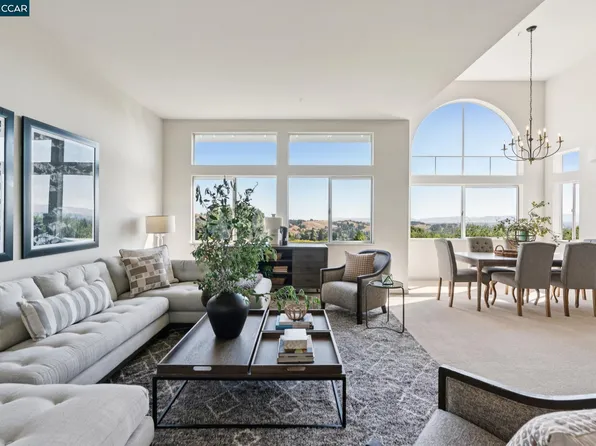 905 Dana Highlands Ct, Lafayette, CA 94549