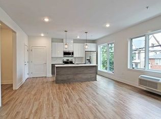 111 75th St #201, North Bergen, NJ 07047