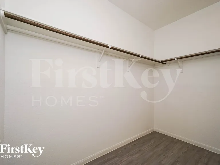 1260 Treehouse Ln — Photo 15