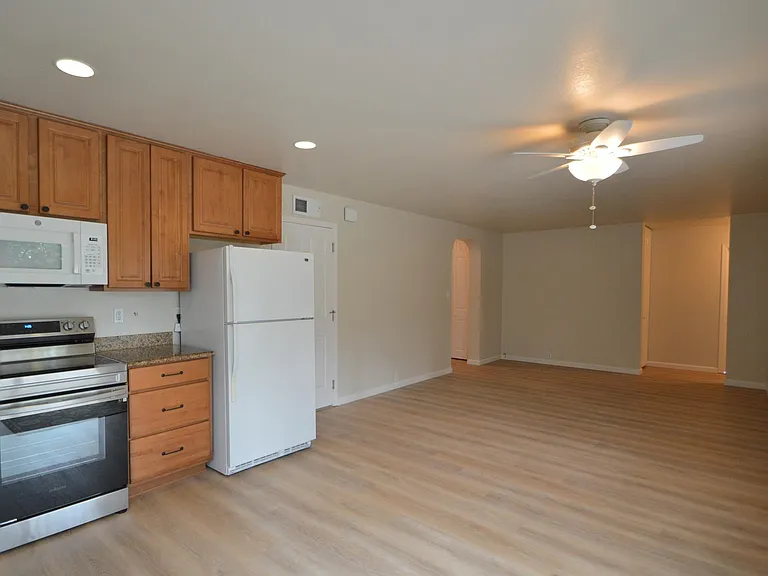 7275 Valley Trails Dr — Photo 7