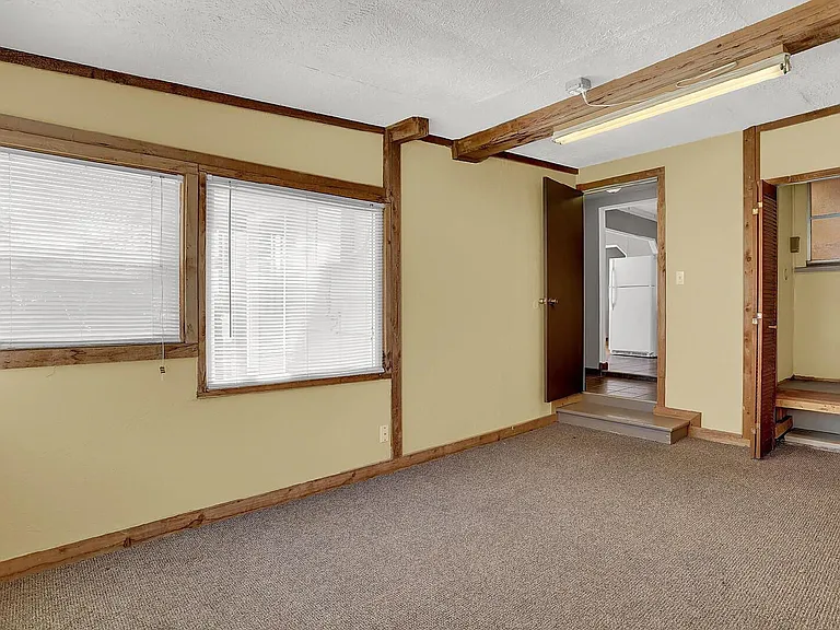623 Iowa Ave — Photo 16