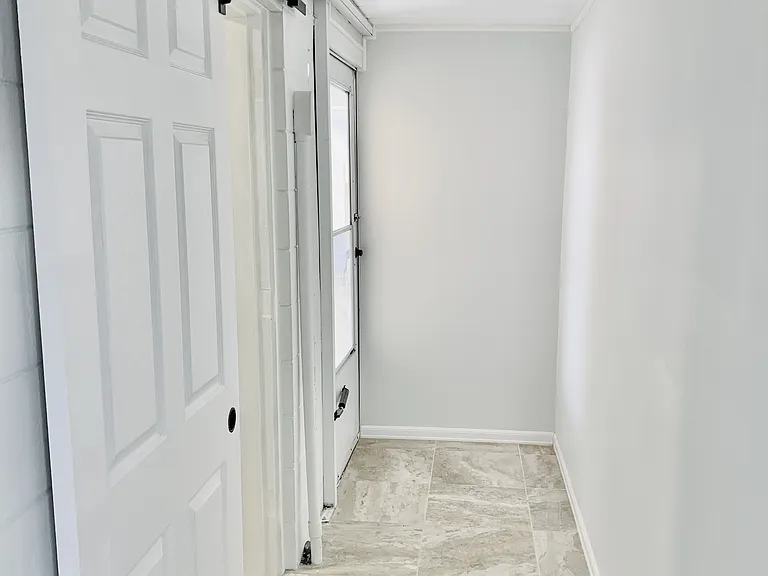 1120 Vineyard St #1 — Photo 15