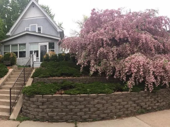 2641 17th Ave E, North Saint Paul, MN 55109