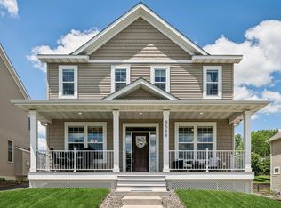 8559 Oakview Way N, Maple Grove, MN 55369