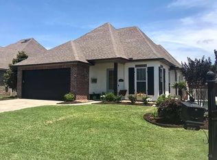 404 Copper Ridge Dr, Youngsville, LA 70592