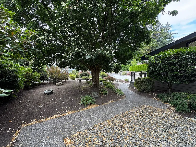16459 Fairway Dr — Photo 4