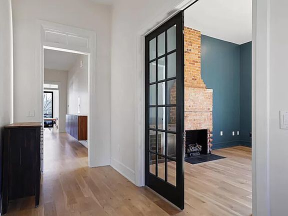 5th image of 206 Linden Ave