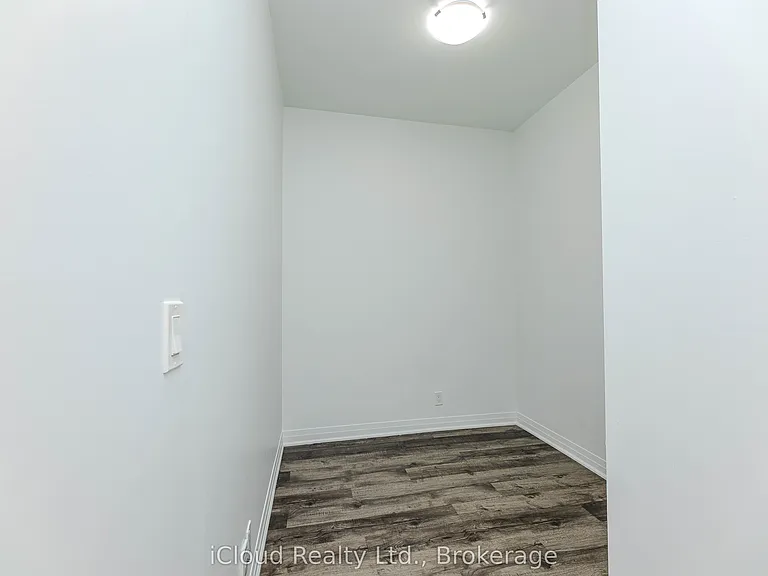 102 Grovewood Cmn #121 — Photo 35