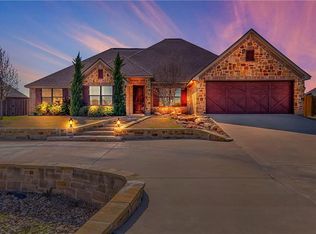 2830 Willow Ridge Cir, Granbury, TX 76049