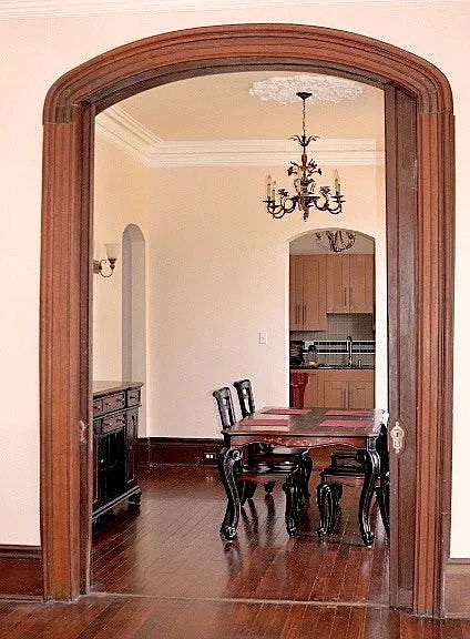 DR with furniture (apt is unfurnished)