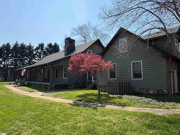 2nd image of 557 Country Club Rd