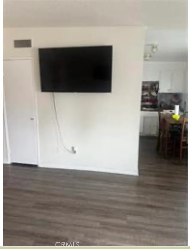 2 bed, 900 sqft, $1,650 — Photo 4