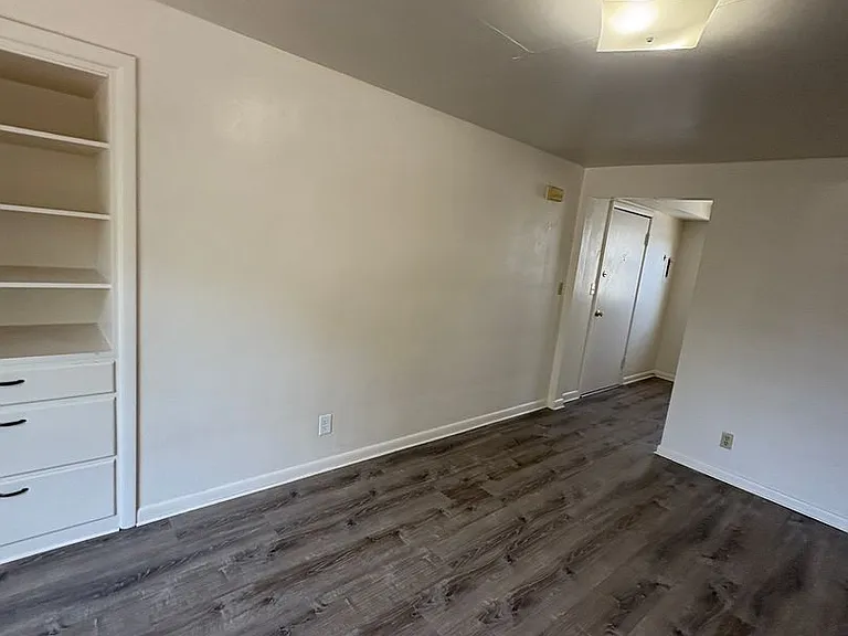 1840 Mill St #C — Photo 7