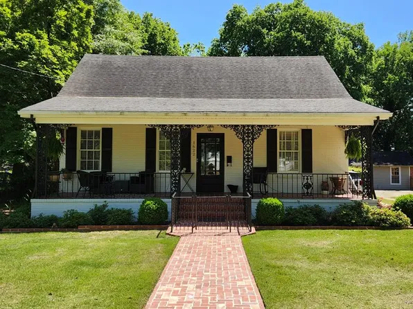 1622 Crest Dr, Columbus, GA 31906