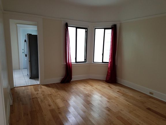 4th image of 471 21st Ave