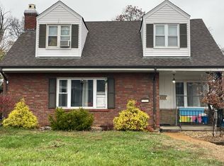 6325 Darlow Dr, Saint Louis, MO 63123