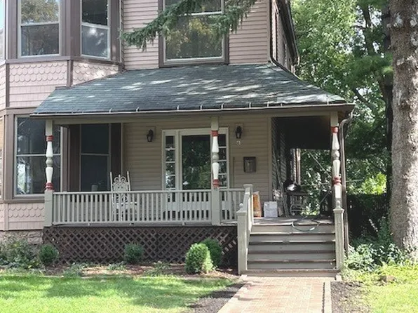 61 7th Ave, La Grange, IL 60525