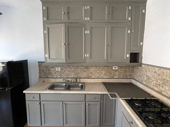 2nd image of 1303 Elmwood Ave APT 101