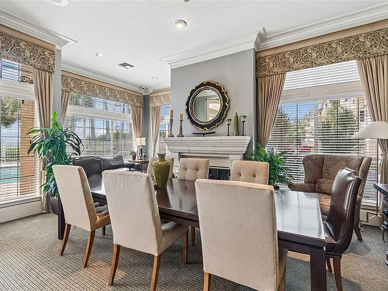 5211 Bay Club Cir — Photo 33