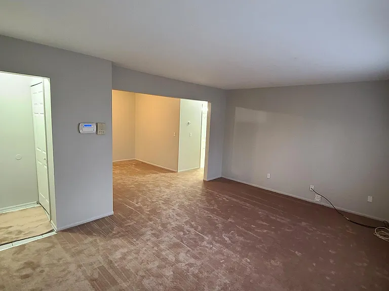 7394 Central St #7 — Photo 2