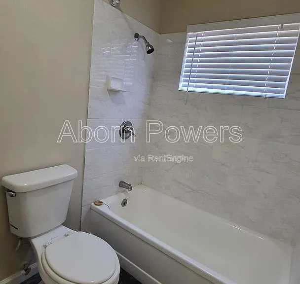 3738 4th Ave #7 — Photo 9