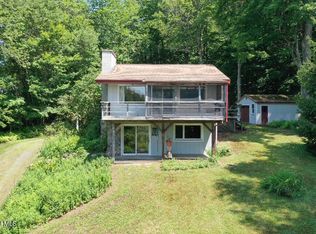 104 Lawson Rd, Sand Lake, NY 12153