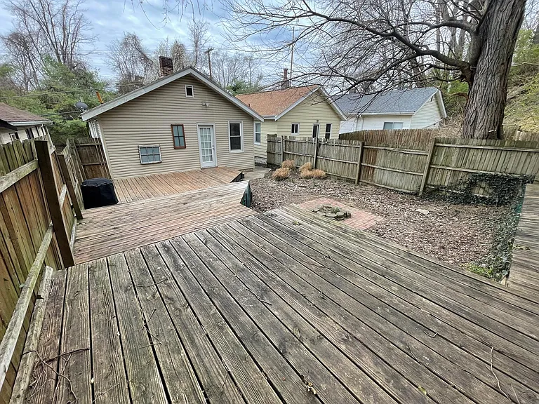 539 Taylor Ave — Photo 5