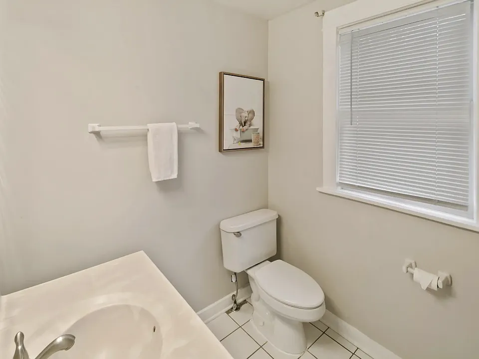 225 W Park Ave #1