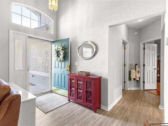 4th image of 8430 SW 108th Place Rd