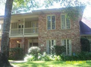 2 Kinder Ln, River Ridge, LA 70123