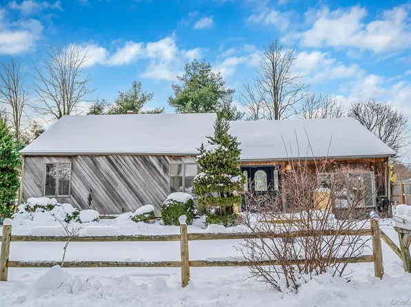 47 Georgia Street, East Northport, NY 11731