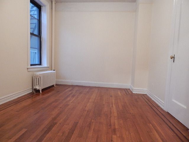 2nd image of 2908 31st Ave APT D4