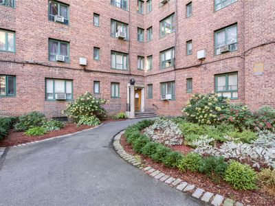 1505 Archer Road #2D, Bronx, NY, 10462