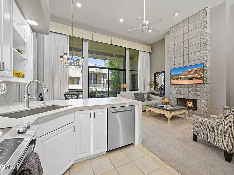 2802 E Camino Acequia Dr #8 — Photo 10