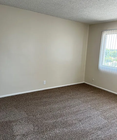 1835 W Malvern Ave — Photo 18