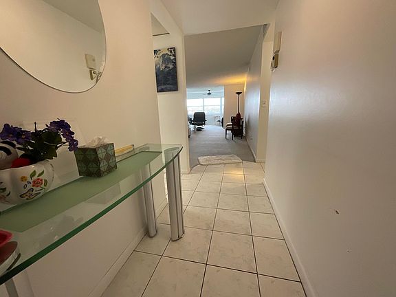 5th image of 9861 Sunrise Lakes Boulevard #305