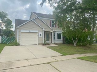 86 Bradford Ln, Mundelein, IL 60060