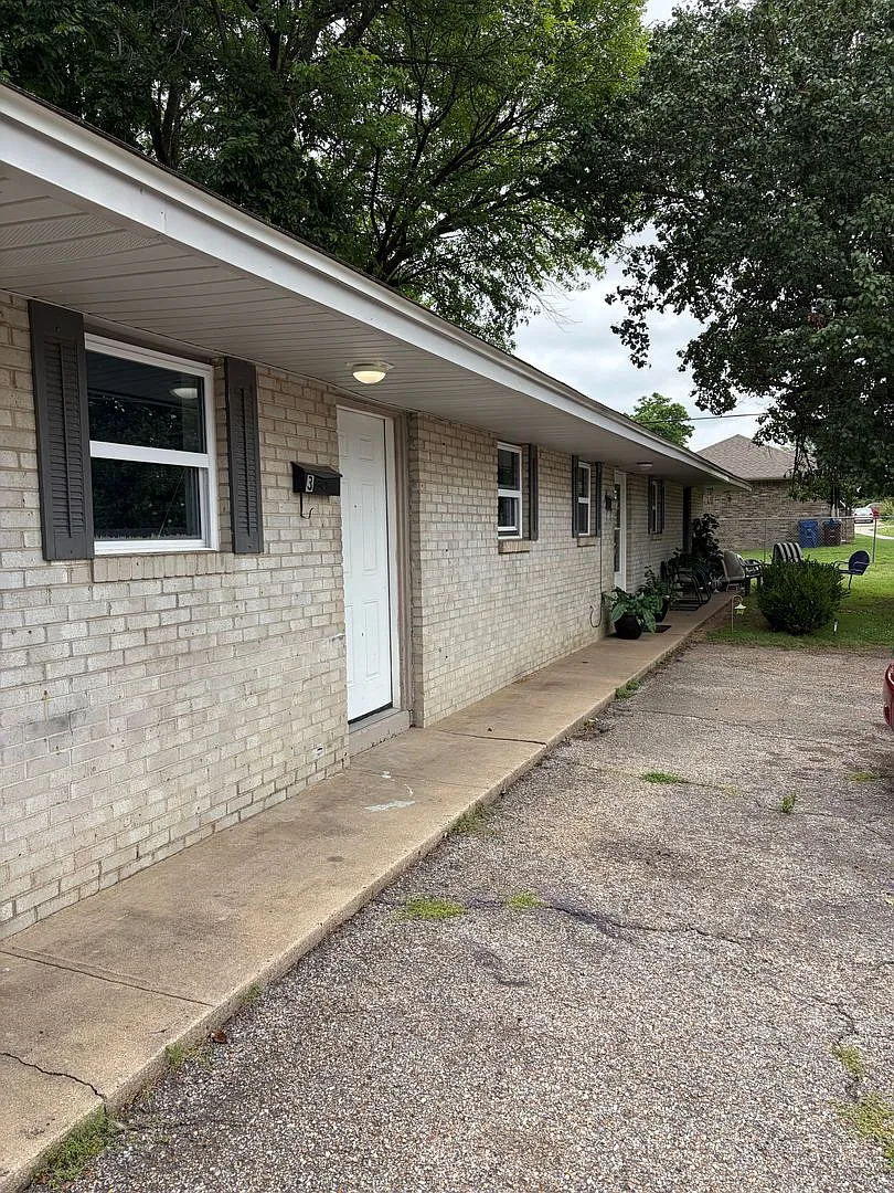 Bermudez - 2801 (CBC) — Photo 3