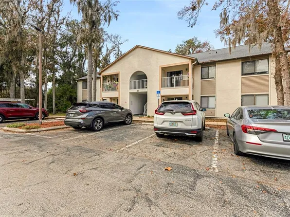 2704 Oak Trail Run #4, Pt Orange, FL 32127