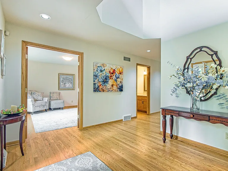7126 New Washburn Way — Photo 37