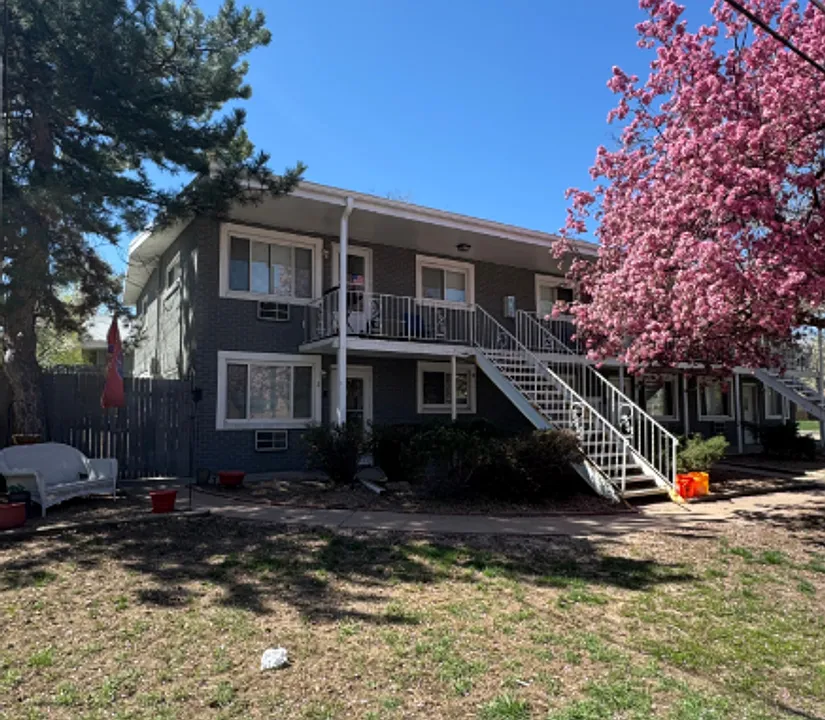 762 W Prentice Ave #2