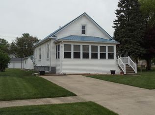 206 W James St, Dwight, IL 60420