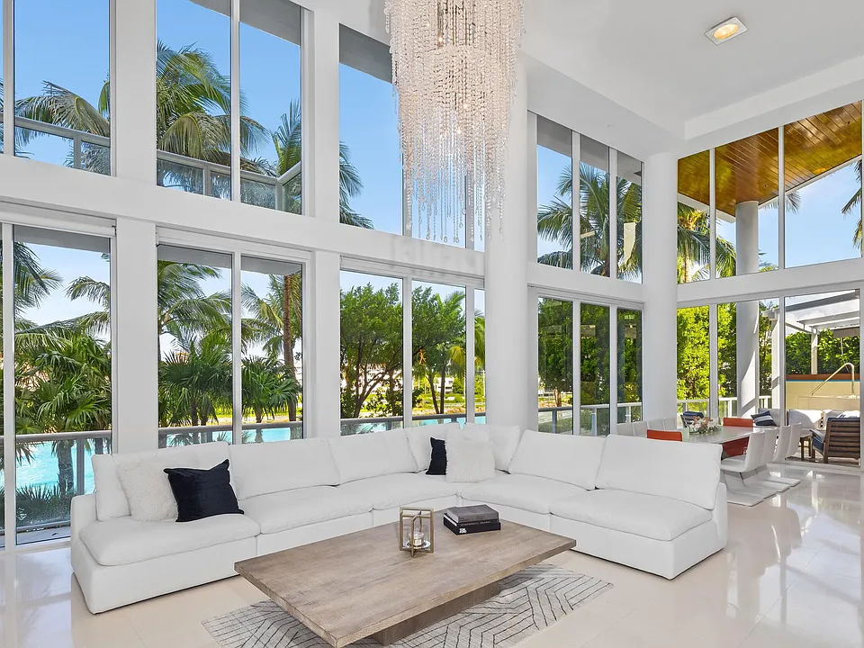 1000 S Ocean Blvd #110