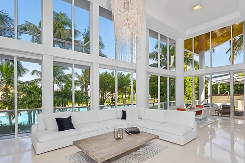 1000 S Ocean Blvd #110 Photo 1