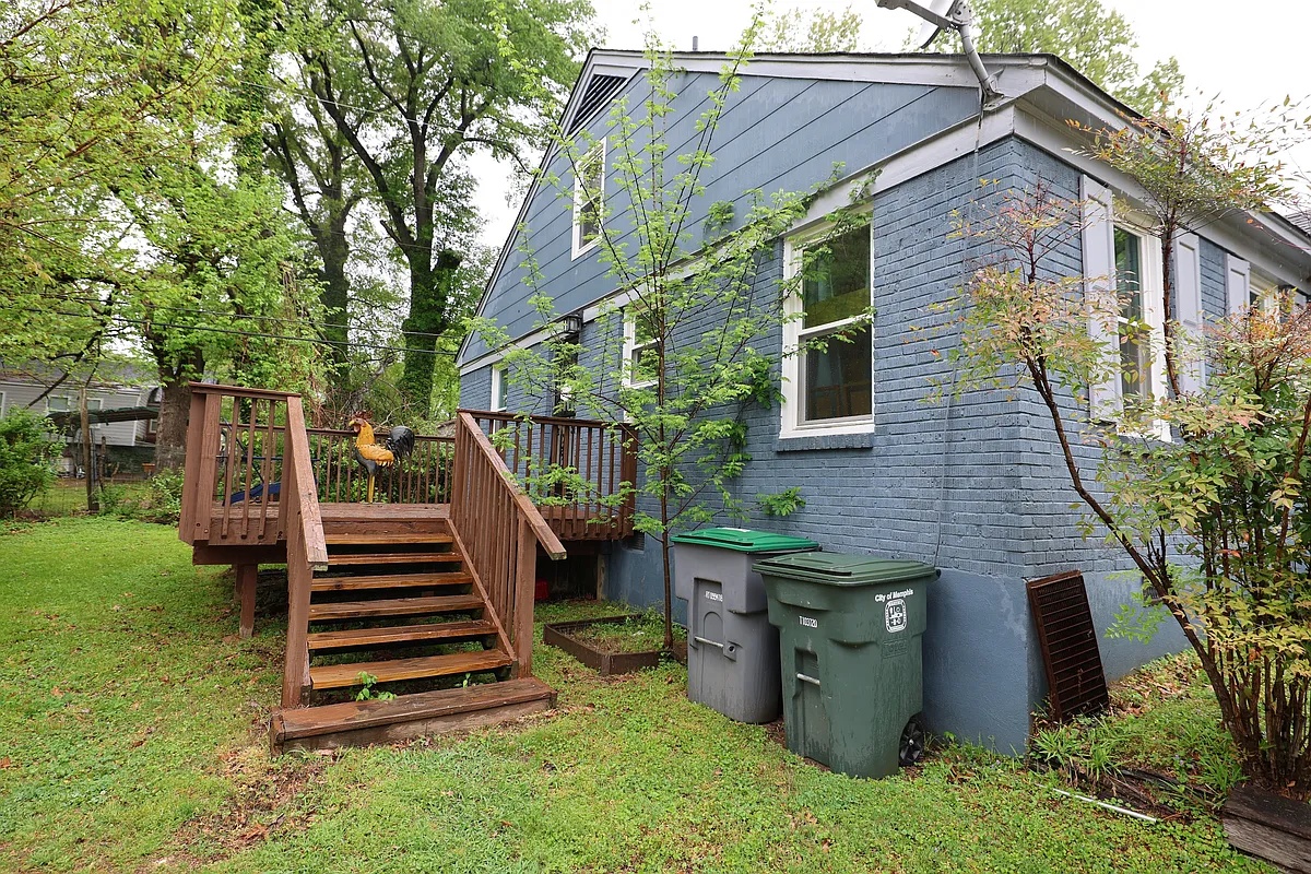 Building Photo - 141 Barnett Pl