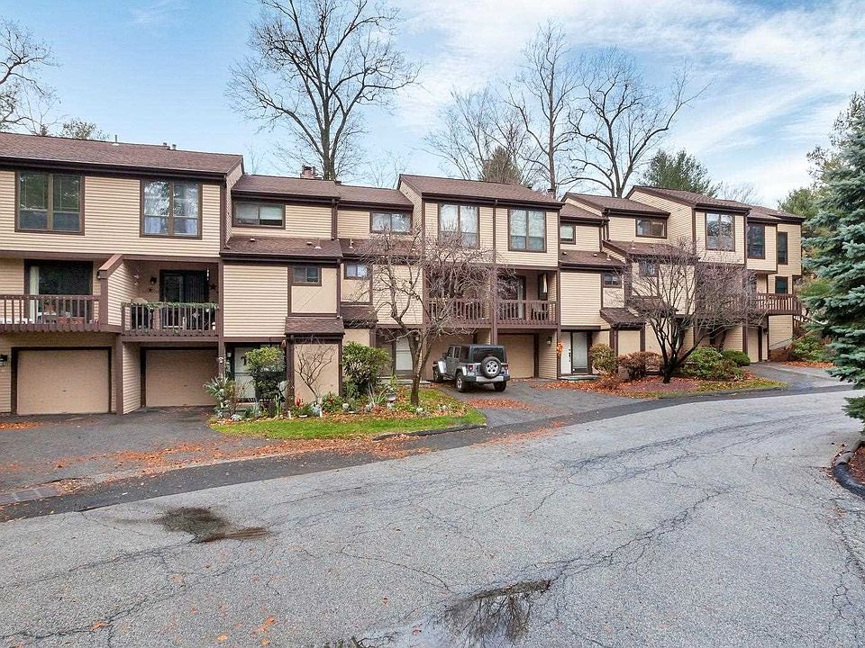 1st image of 33 Fawn Ct #33