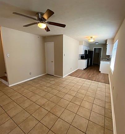 4th image of 702 Skyline Dr #1